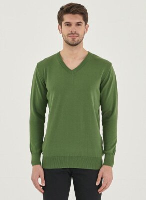 Pullover V-Ausschnitt Modell: Eric