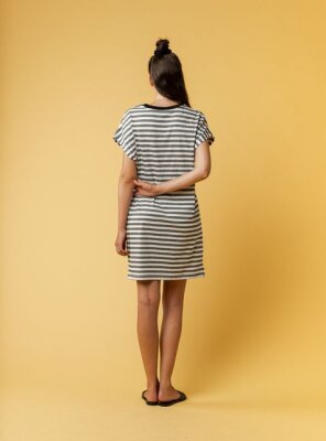 T-Shirtkleid Modell: Sunea GOTS