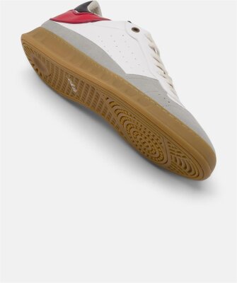 Sneaker Alder