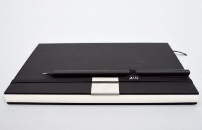 Bleistift schwarz (HB)