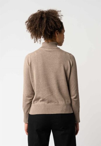 Rollkragen-Pullover Modell: Mayura GOTS
