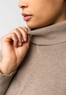 Rollkragen-Pullover Modell: Mayura GOTS