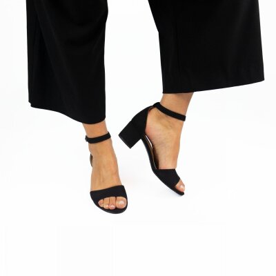 Riemchen-Sandalette Modell: Cora