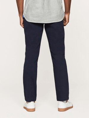 Chino Hose Modell: Micah
