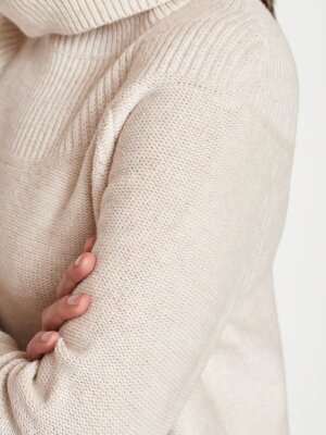Lammwoll Pullover Modell: Noelle