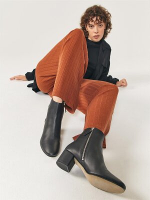 Ankle Boot Modell: #strand