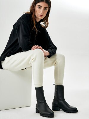 Snow Boot Modell: #mal&aacute;