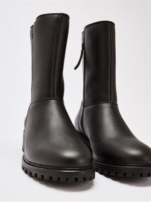 Snow Boot Modell: #mal&aacute;