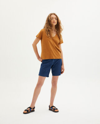 T-Shirt Modell: Hemp Clavel